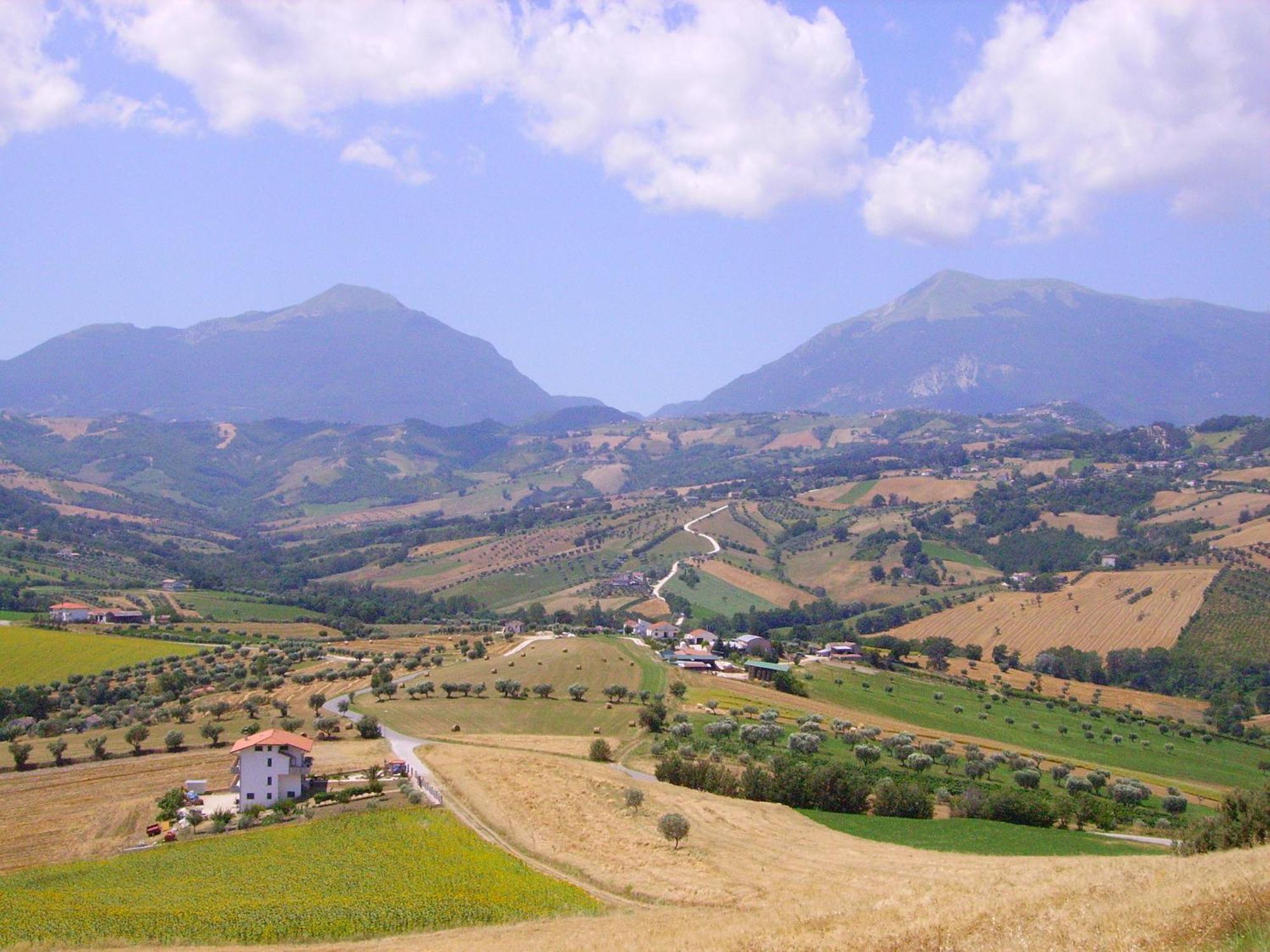Agriturismo Il Vecchio Carro Campli Ngoại thất bức ảnh