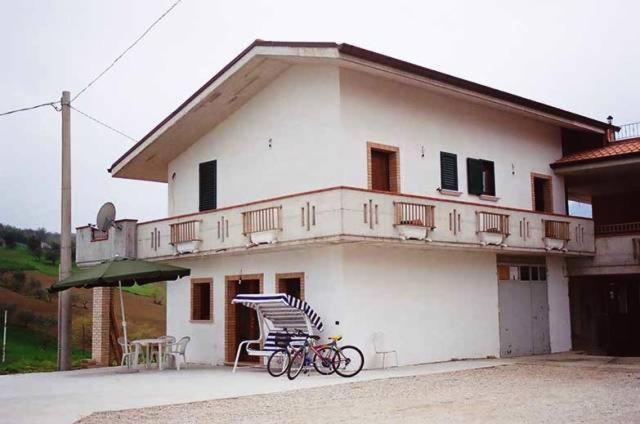 Agriturismo Il Vecchio Carro Campli Ngoại thất bức ảnh